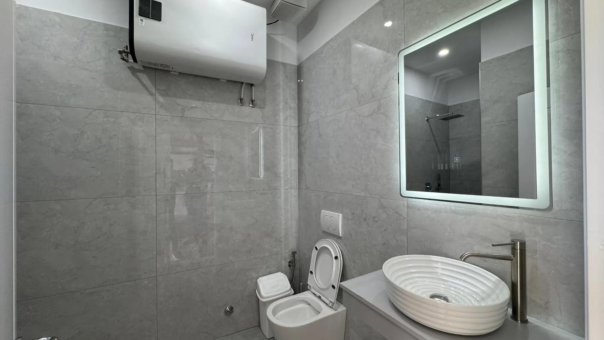 Ξενοδοχείο Es Duplex Rooms Μπεράτ